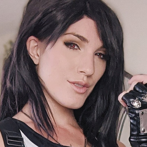 Lara Loxley